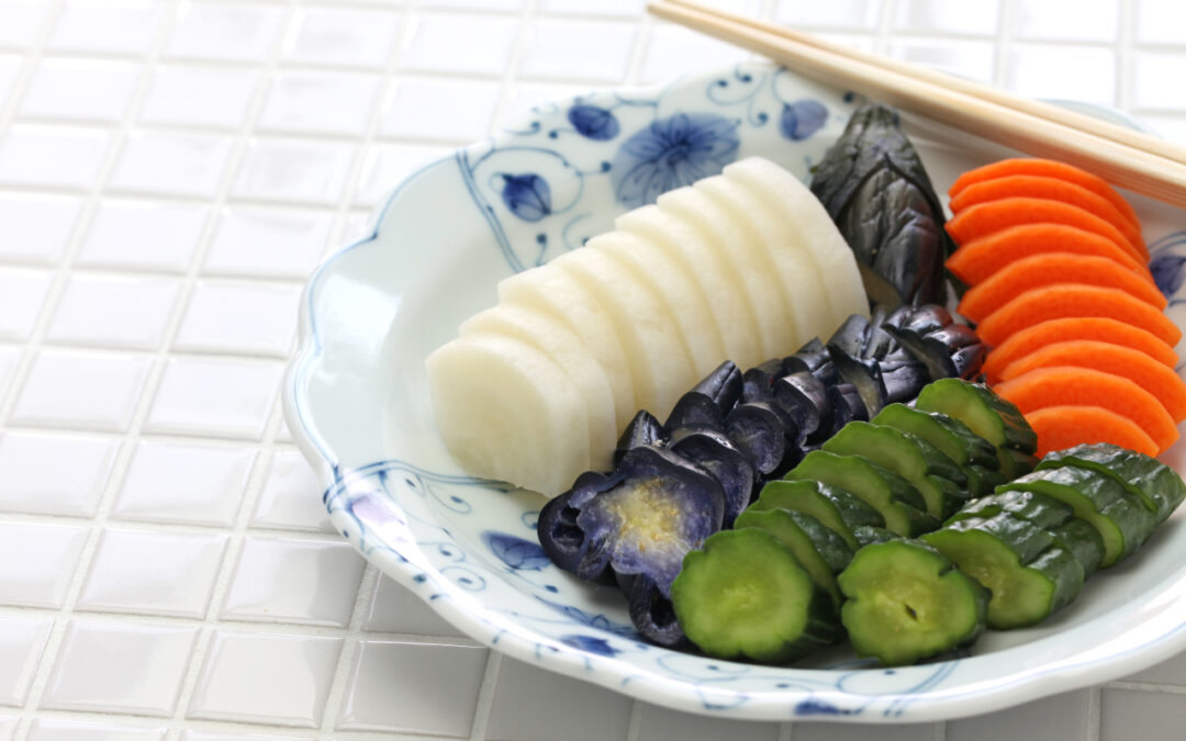 Japońskie pikle (tsukemono) – techniki, smaki i zastosowanie